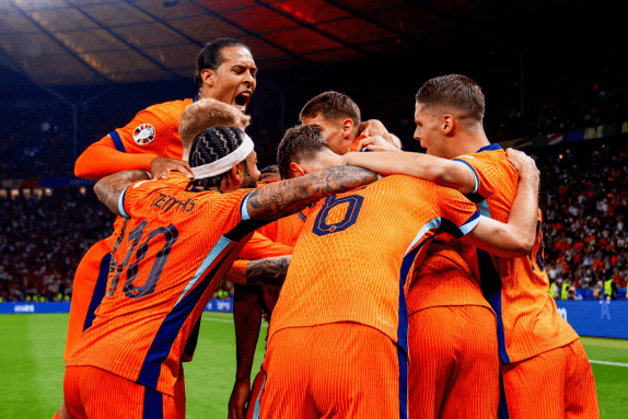 雷丁成英冠,降级第三队,哈镇救火教,开云体育,开云体育官网,开云体育app,开云体育平台,KAIYUN,SPORTS,kaiyun登录入口