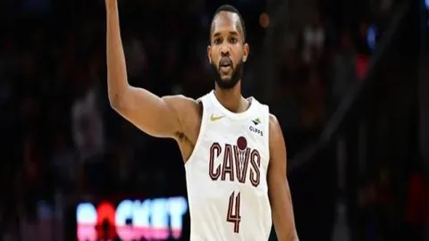 巴黎力促多纳鲁马续约，皮纳蒙蒂前途可期再攀高峰